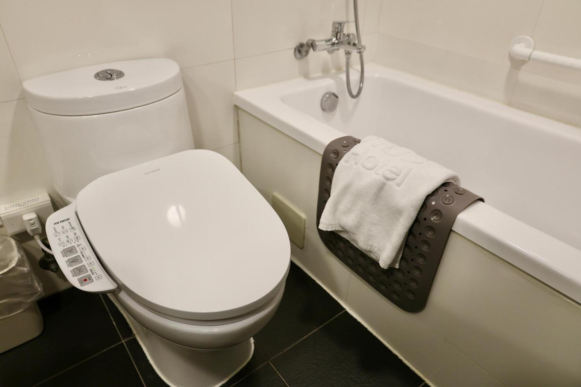 Hub Hotel - Zhongshan Branch Tajpej Zewnętrze zdjęcie
