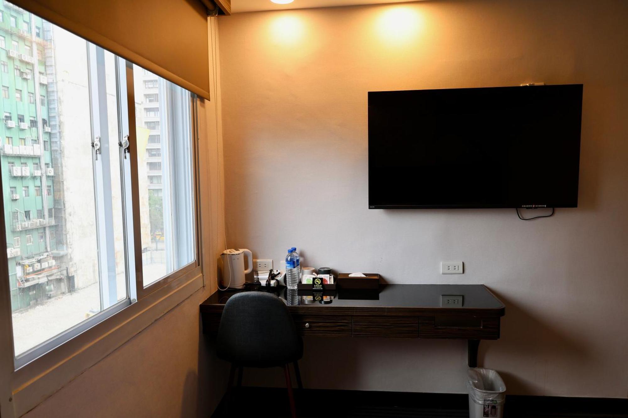 Hub Hotel - Zhongshan Branch Tajpej Zewnętrze zdjęcie